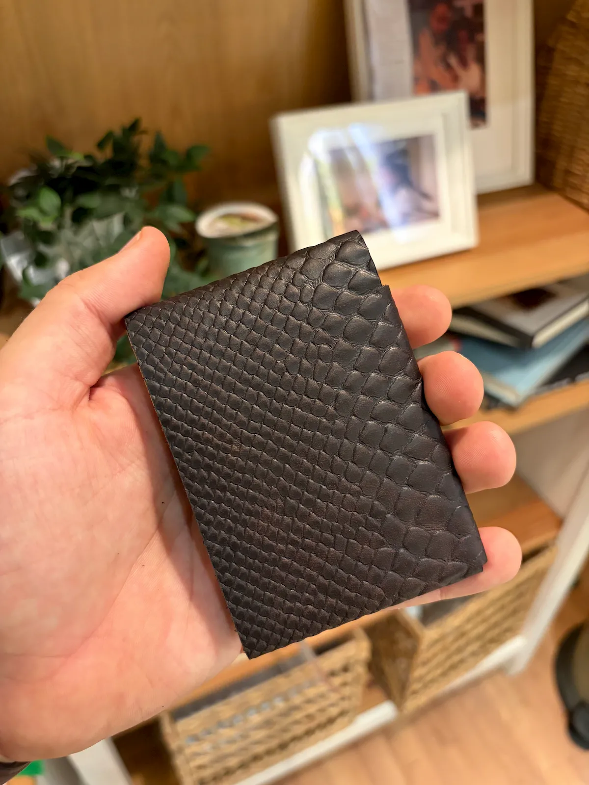 The Edge Wallet – 100% Genuine Leather-Espresso Brown - Image 6