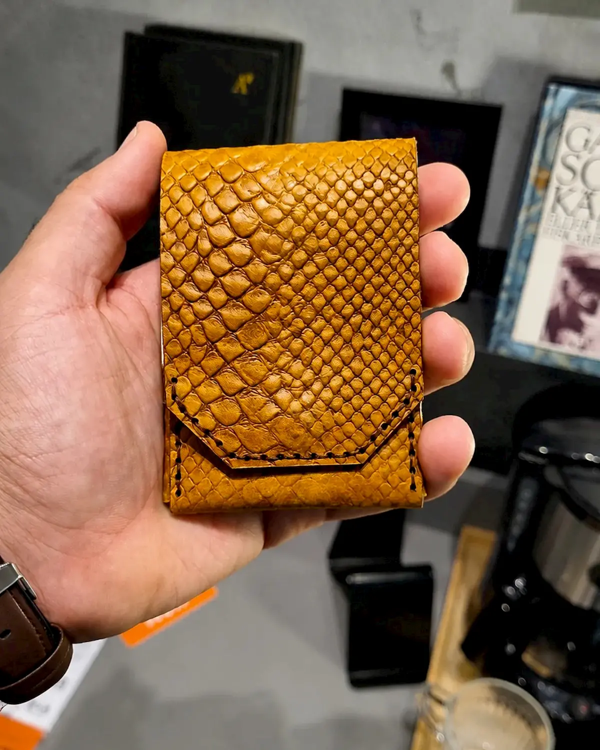 The Edge Wallet – 100% Genuine Leather-Havana - Image 2
