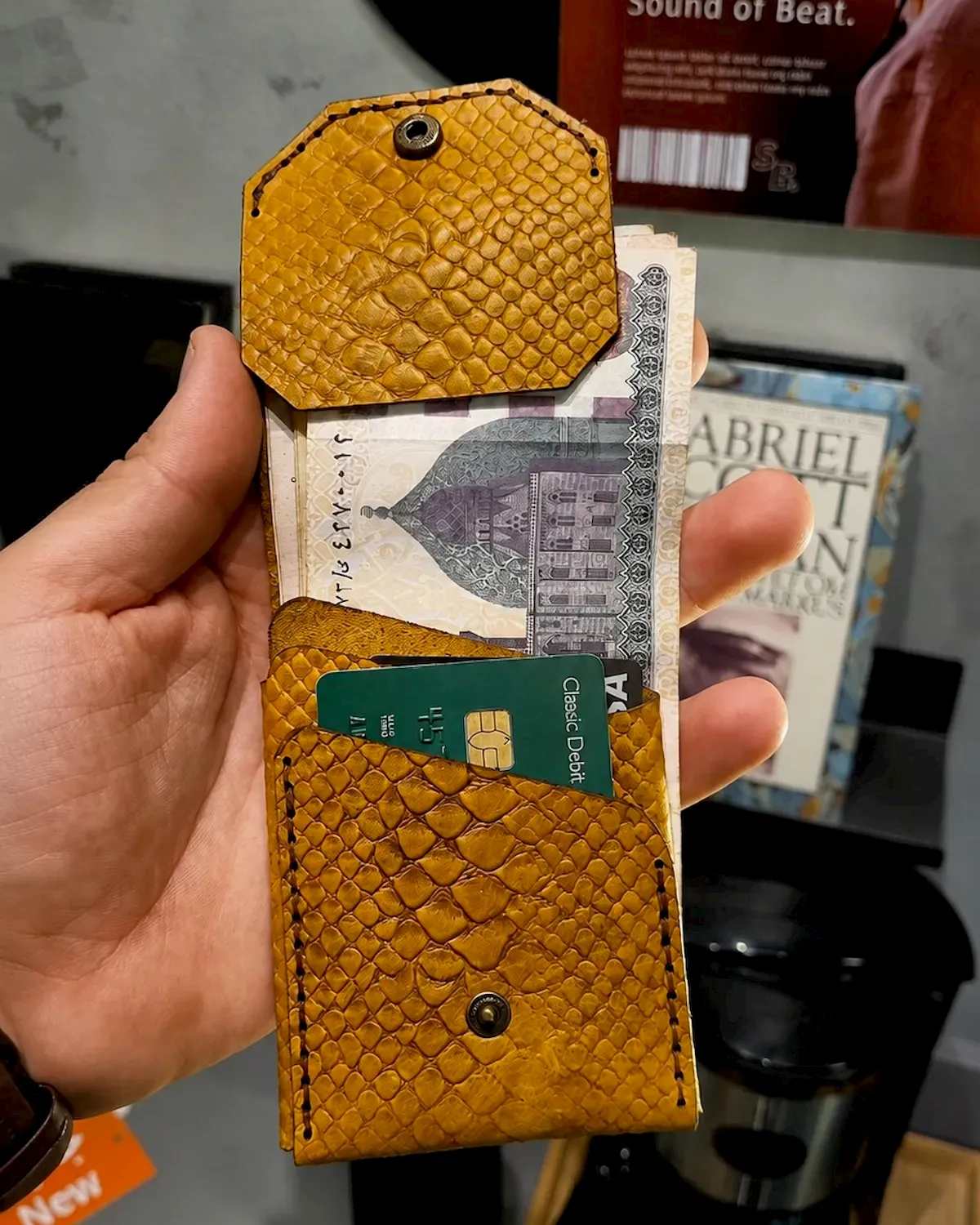 The Edge Wallet – 100% Genuine Leather-Havana - Image 4